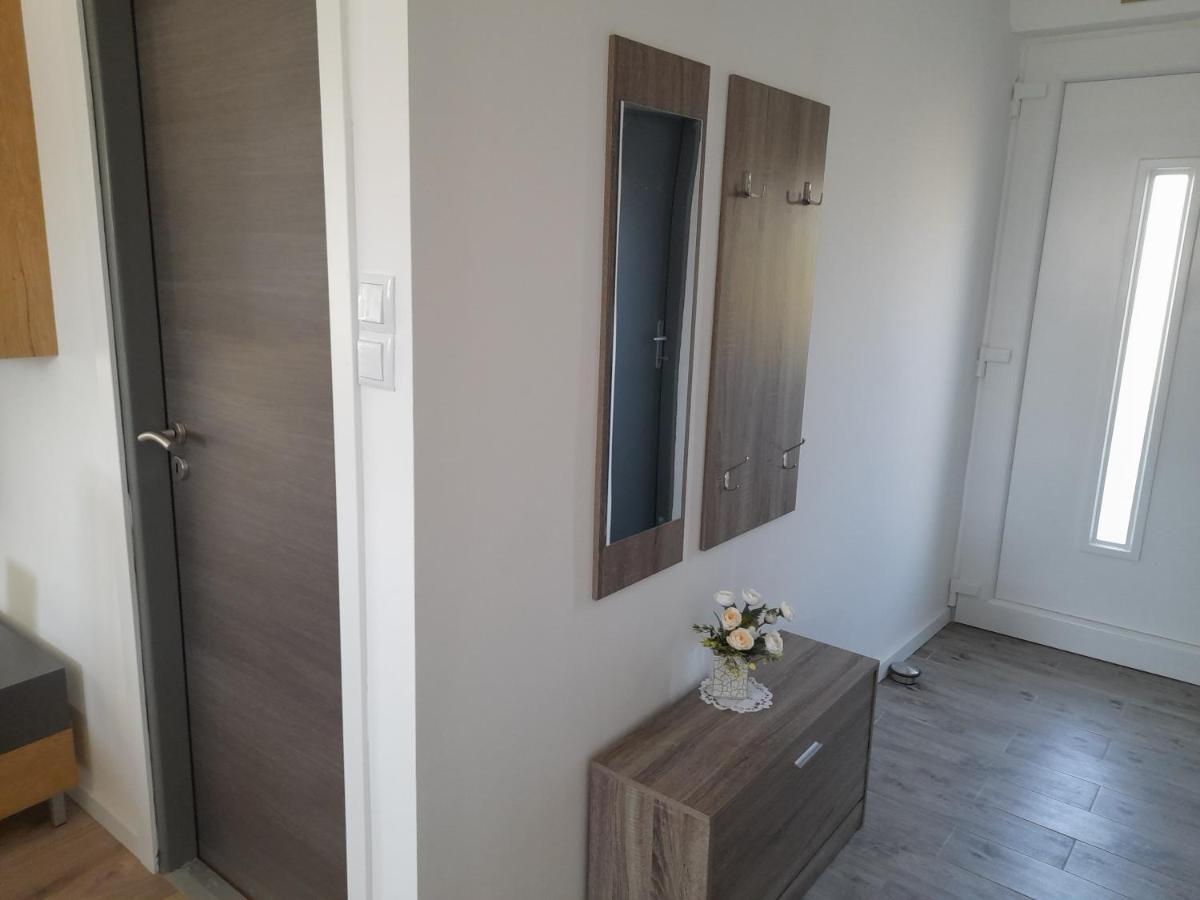 Apartman Prvi Red Do Mora สเวติ ฟิลลิปปี ยาคอฟ ภายนอก รูปภาพ